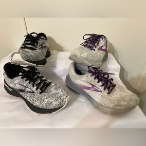 2 for $30 Brooks adrenaline 21 women’s running shoes